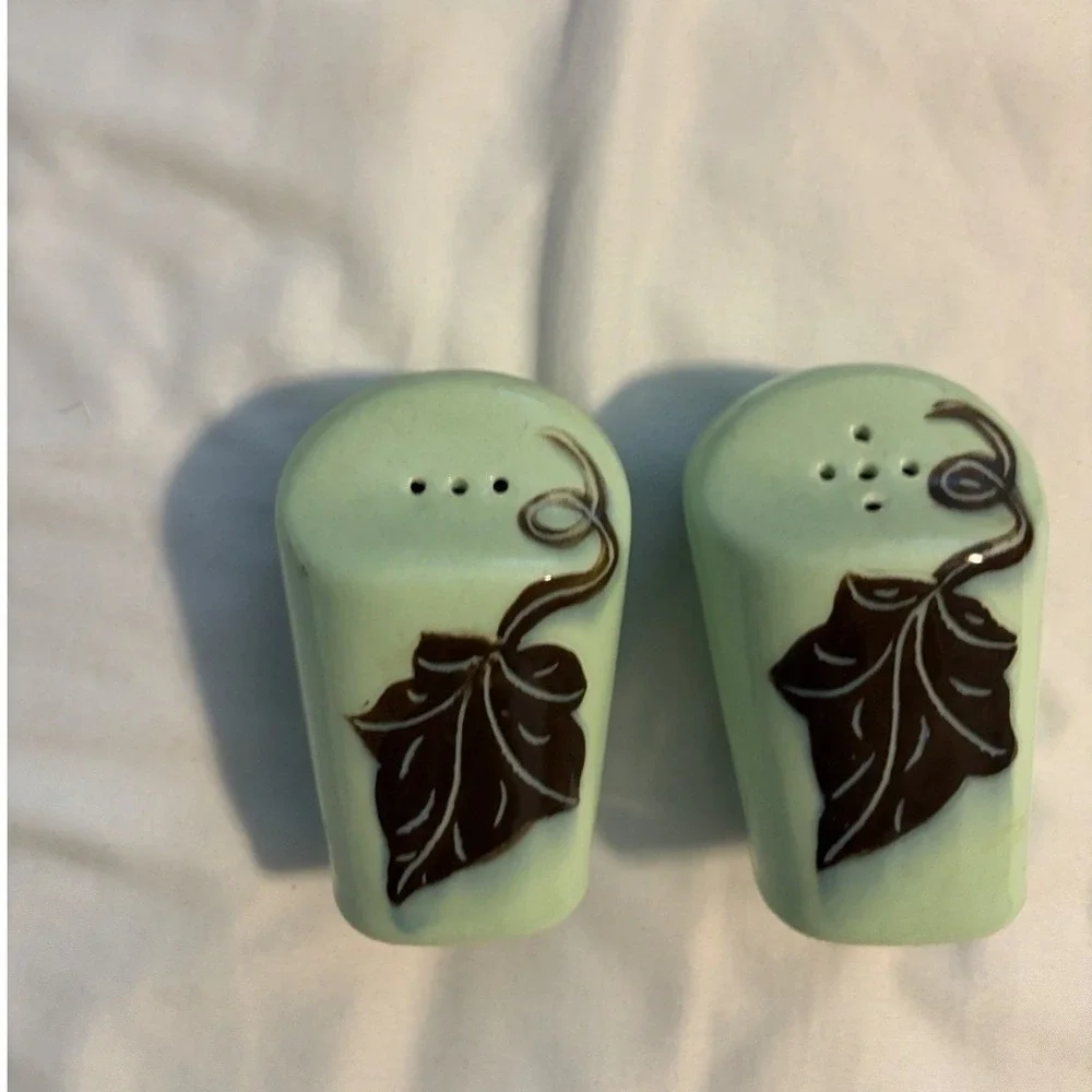 Vintage Santa Anita Dinnerware Del Mar Salt and Pepper Shakers